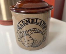 Vintage Pearson's of Chesterfield stoneware Marmalade Jar with lid with slot for spoon