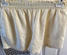 Lemon shorts size medium, cotton/ linen