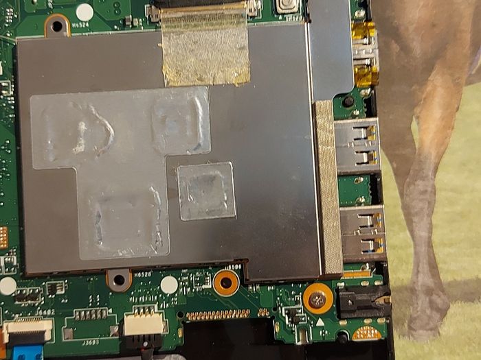 Acer Aspire R14, in excellent cosmetic condition, for parts or repair, No SSD or RAM, everything else is good
