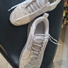 NIke 720