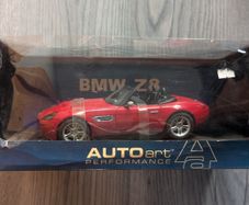 AUTOart Performance Series BMW Z8 Roadster