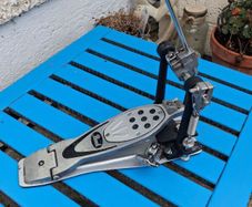 Pearl kick pedal