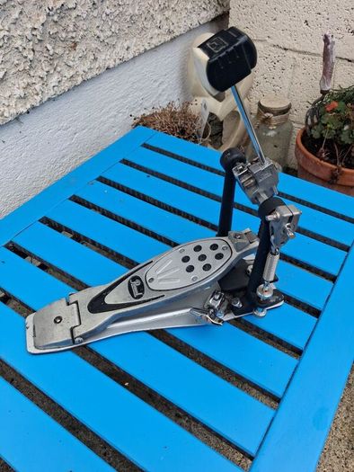 Pearl kick pedal