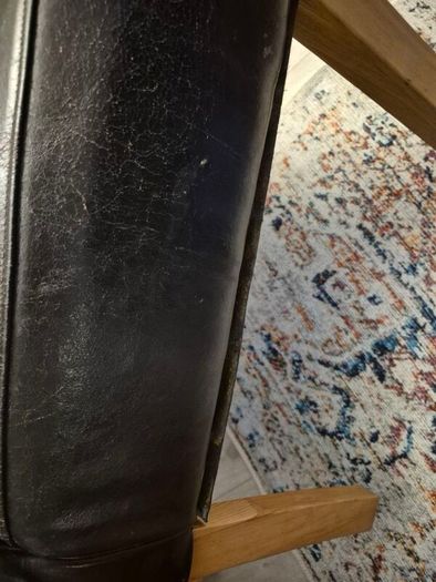 2 leather Chairs
