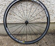 Mavic Aksium Rim wheelset w/ 8-speed Shimano cassette