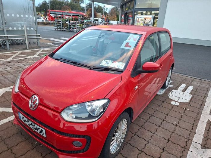 Volkswagen up! 2015