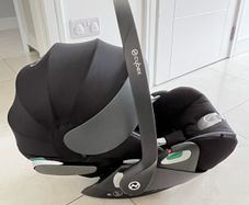 Cybex Cloud Car Seat with 360 Swivel Isofix Base