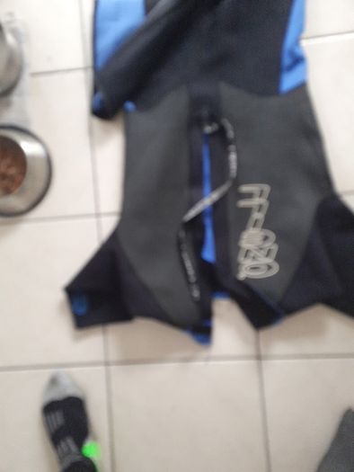 divers suit