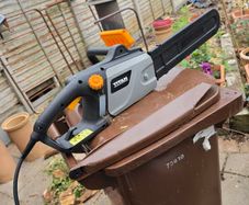 Chainsaw