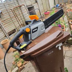 Chainsaw