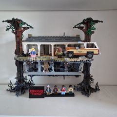 Stranger things house lego all characters included