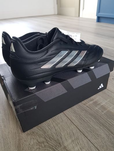 Football Boots UK Size 9