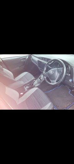 Toyota Auris Hybird automatic