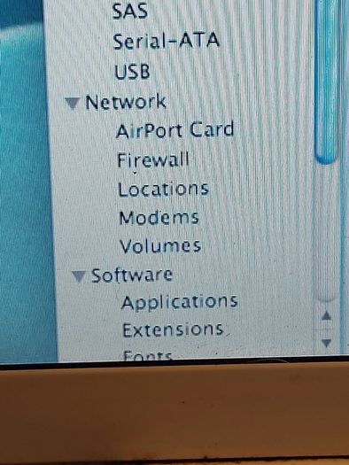 Vintage Apple MacBook, working fine and in reasonable condition for its age. No Charger