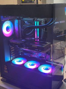 New Gaming Pc Rtx 5070ti, 9850x3d, 32gb Ddr5 Cl30, 2tb Ssd Nvme