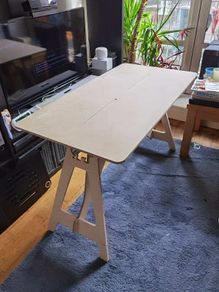 Flying Elephant Standing Desk