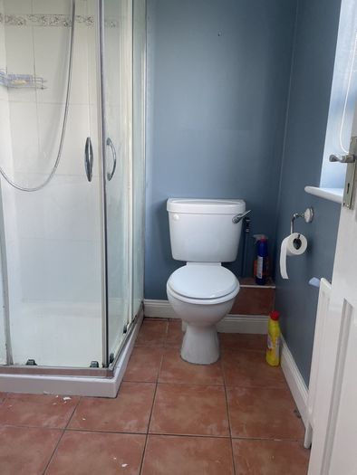 bathroom suite