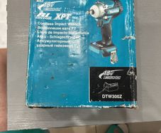 Makita cordless impact wrench