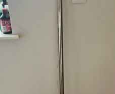 Ball curtain pole