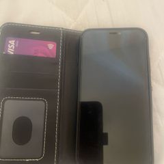 iPhone 12 unlocked to any network and reset  works perfect