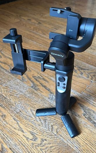 Hohem iSteady Pro3 Gimbal 3600mAh and extra phone