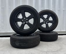 Genuine Land Rover Defender 20" Alloy Wheels - Pirelli LR Tyres