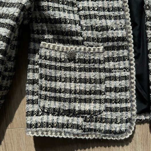 Gorgeous H&M double breasted tweed blazer S