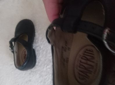 Girls shoes