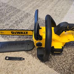 Latest Model DeWALT 18V XR Cordless Brushless Chainsaw.