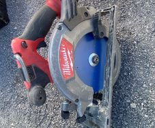 165mm Milwaukee Skill saw