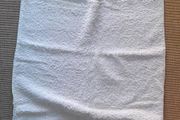 Medium cotton towel - white