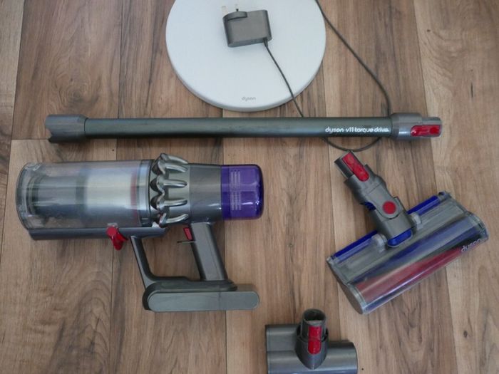 Dyson V11 Absolute and Freestanding Vacuum Stand , Docking Station