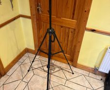 Camera tripod