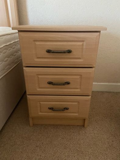 single bed & matching bedside locker