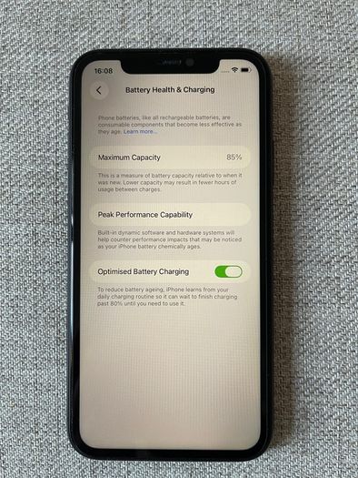iPhone 11