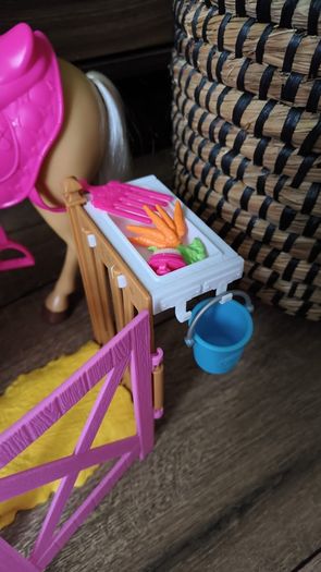 Barbie horse set