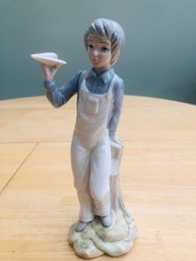 Tengra Spanish Porcelain Figurine