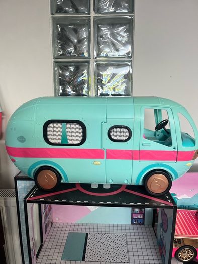 LOL Doll House Bundle