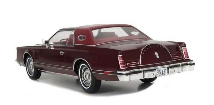 Lincoln Continental MK5 1978 1/18 NEW in BOX