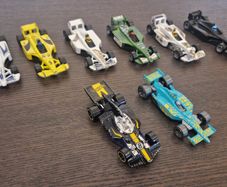 Hot Wheels Loose Bundle - Used Unboxed - Formula 1 Die-Cast Racing Car