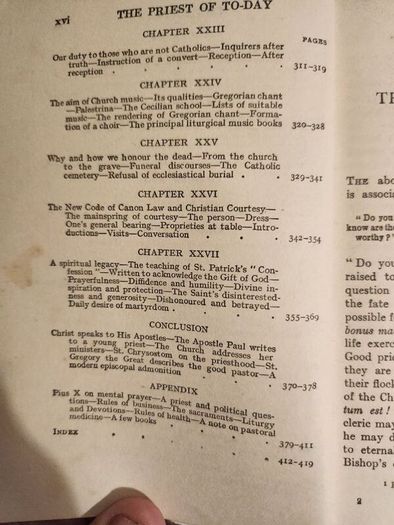 5 X Rare Imbossed Maynooth Collegium  Books. All 1920s  Hardback In Good Condition.  See Photos For Condition.