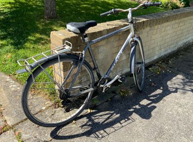 Mans bike Giant brand