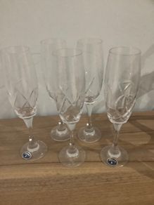 5 Crystal Champagne Flutes