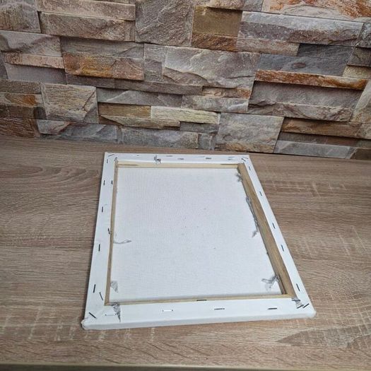 White canvas 30x25 cm