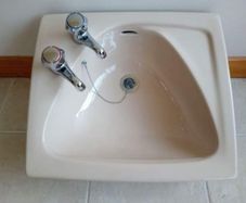 Stunning Reclaimed Vintage Antique Retro Cream Ceramic Sink