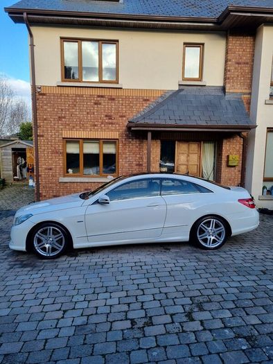 2013 MercedesBenz EClass E220 CDI Coupe  AMG Li