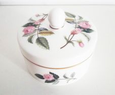 Vintage Wedgwood fine bone china trinket pot