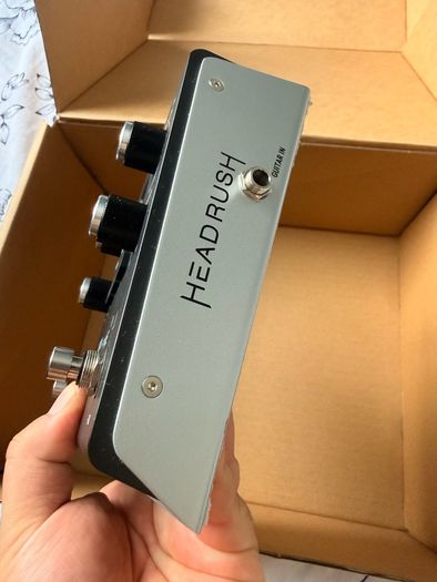 Headrush VX5 vocal processor