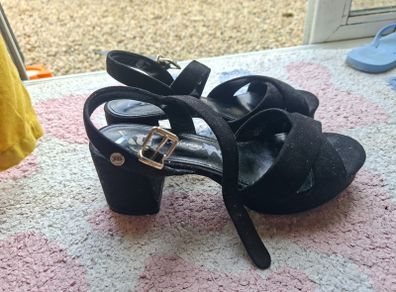 Black summery heels