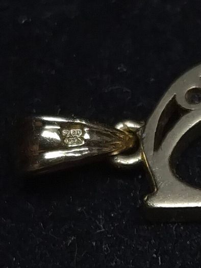 Vintage Sheffield 9ct Gold Letter C Pendant Fully Hallmarked